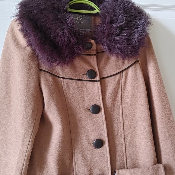 Knitted Dove Wool Blend Winter/Fall Coat Women's Sz Small Tan w Faux Fur Collar - Picture 7 of 11